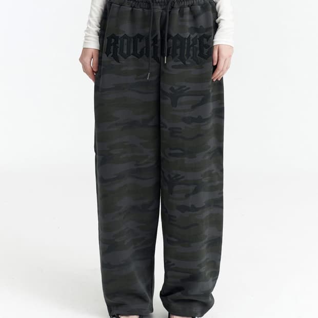 락케이크 카모 Camo Metal Graphics Pants