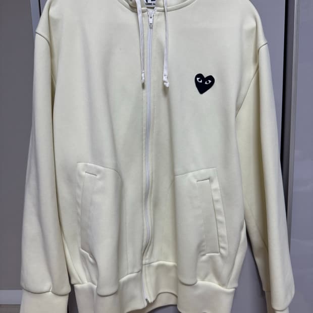 꼼데가르송 후드집업