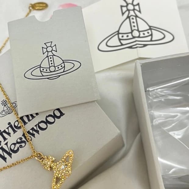 (풀박) 비비안웨스트우드 큐빅 골드 목걸이 / 비비안웨스트우드 목걸이