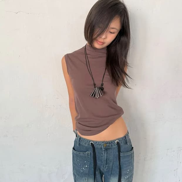 Tipssy gather half top