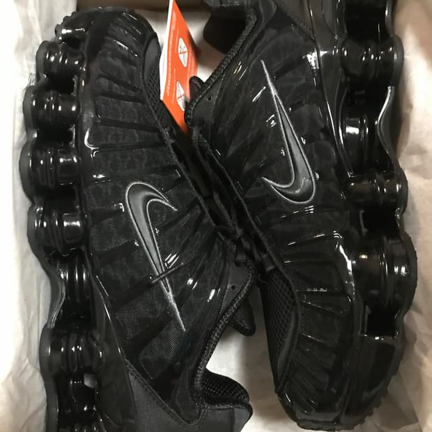 NIKE Shox TL