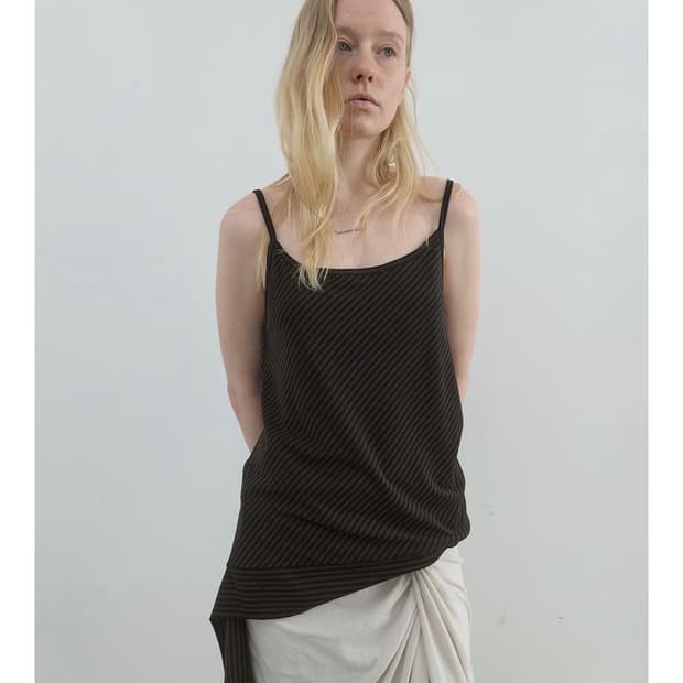 DIAGONAL STRIPED SLEEVELESS TOP