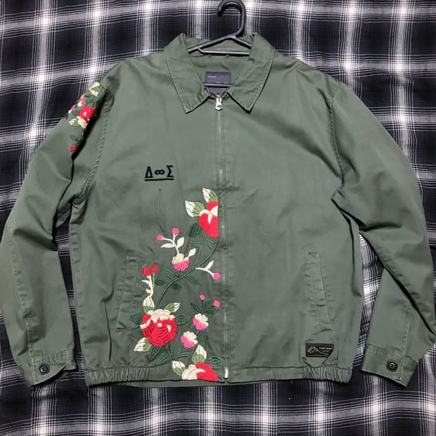 레어 Zara 재팬 페브릭 리얼 자수 카키 워크자켓 xl