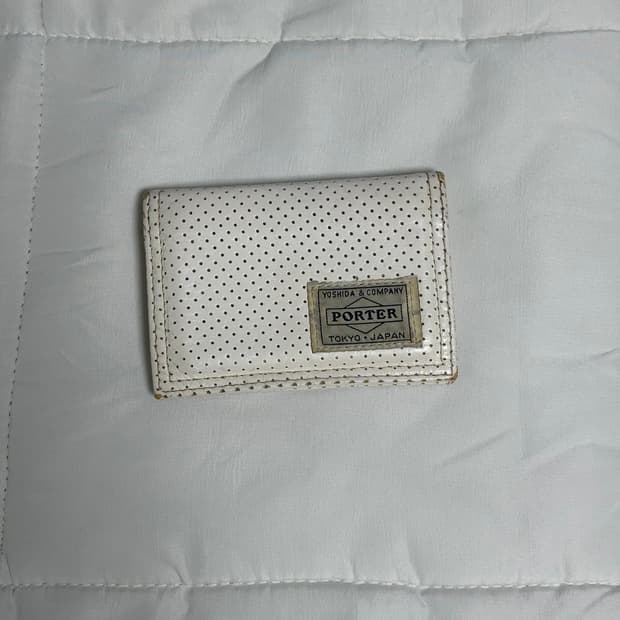 포터 지갑 팝니다.