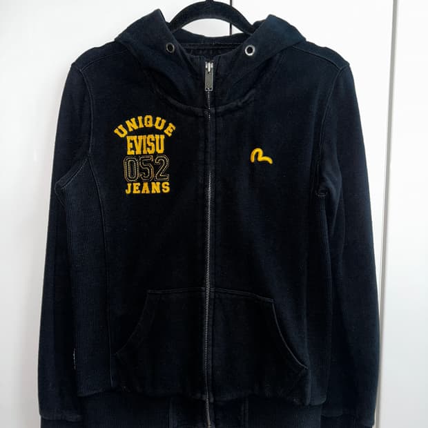 에비수 후드집업 블랙