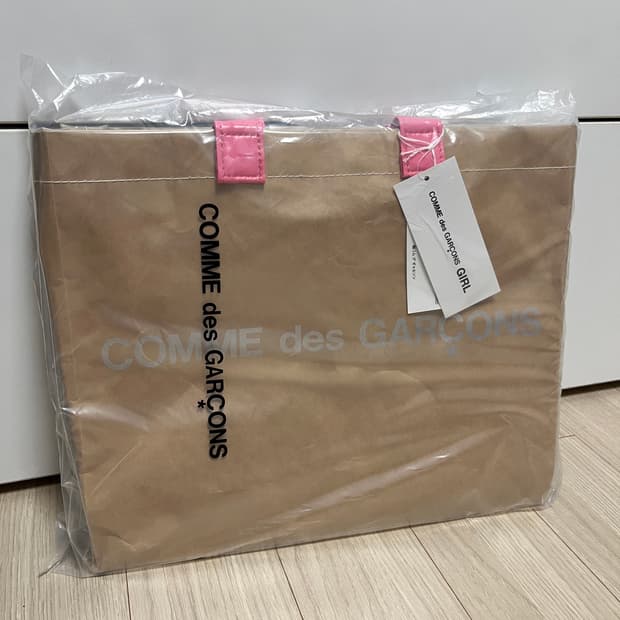 미개봉 새상품)CDG 도쿄 한정판 pvc백