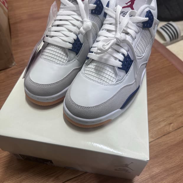 나이키 조던4 sb 네이비 255 새상품