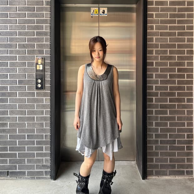 Silent Worth 미니 드레스