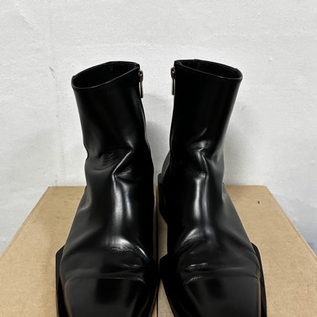 쏘유레슈어 데미안 매트 블랙 260