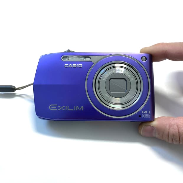 카시오 엑슬림 EX-Z2000 디지털 카메라