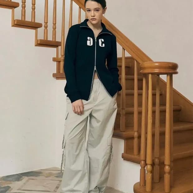 아트스피크하우스 레글런 니트 집업 블랙