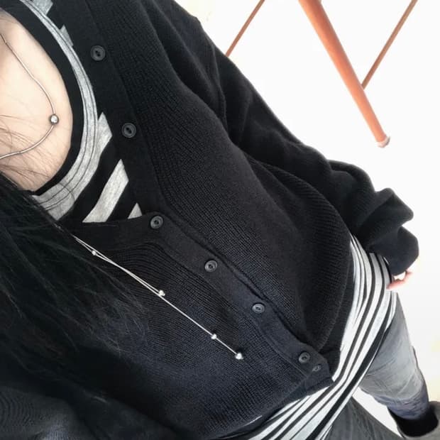 지그재그 키이라 브이넥 니트 가디건 에이블리무신사크림쉬인샵샤이다빈티지