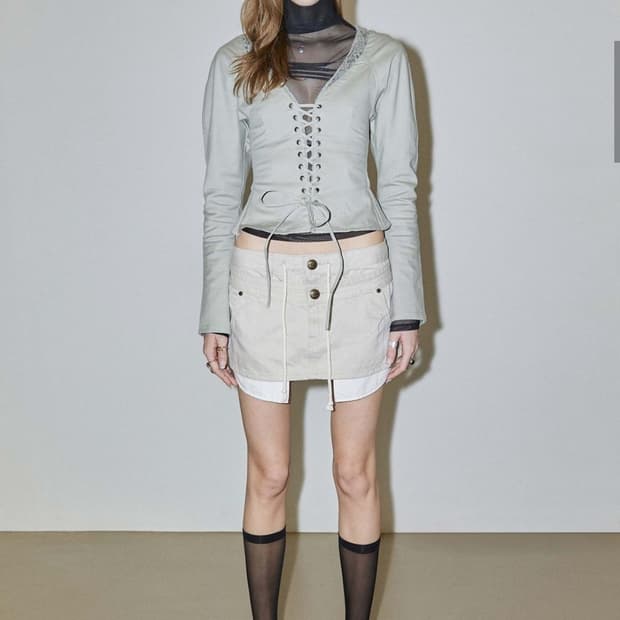 스컬프터 레이어드 레이스업 블라우스