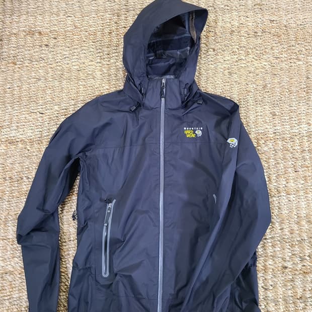 마운틴 하드웨어 고어텍스 자켓