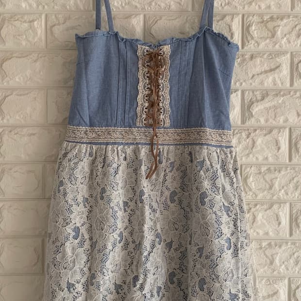 아일렛 스모크 밴딩 뷔스티에 원피스