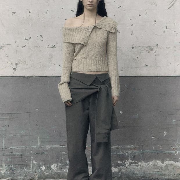 보헤미안서울 오프숄더 니트