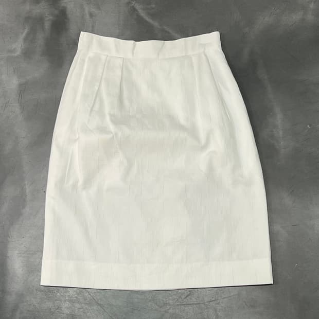  크리스찬디올 체크 미디 스커트 y15551