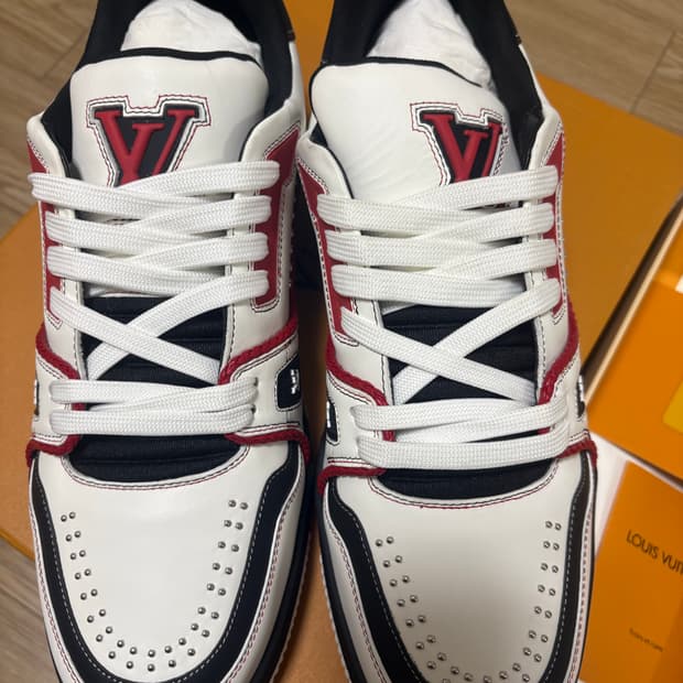 루이비통 트레이너 남성 280 새상품