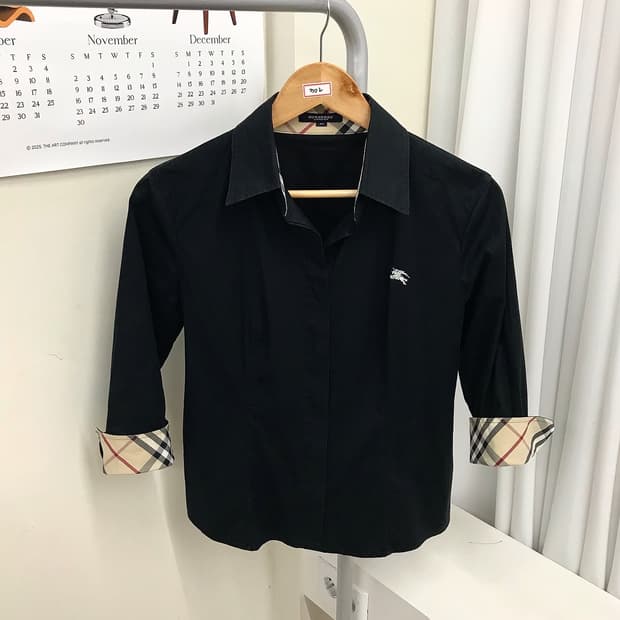버버리 블랙 셔츠