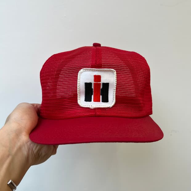 80’s International Harvester 메쉬 트러커 캡