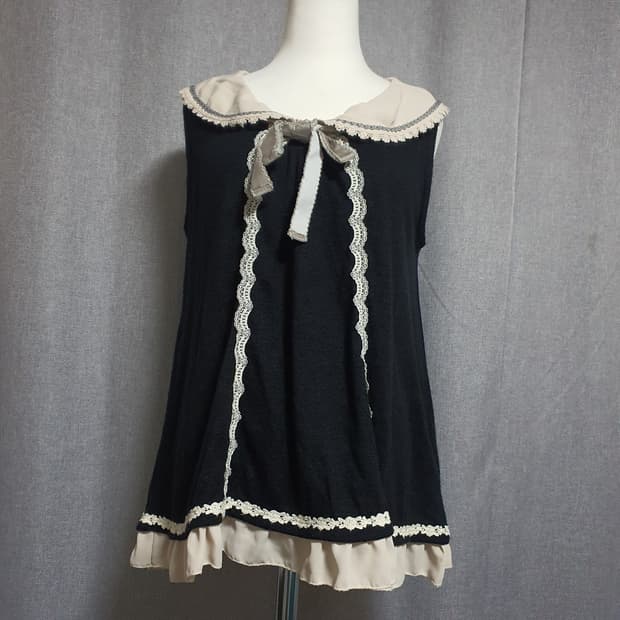 Axes femme 액시즈팜 세일러 슬리브리스 탑 모리걸 빈티지 로걀