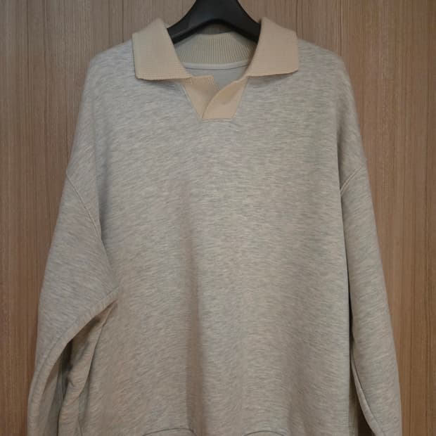 타임옴므(TIME HOMME) 니트 카라 배색 스웨트셔츠 (100 사이즈