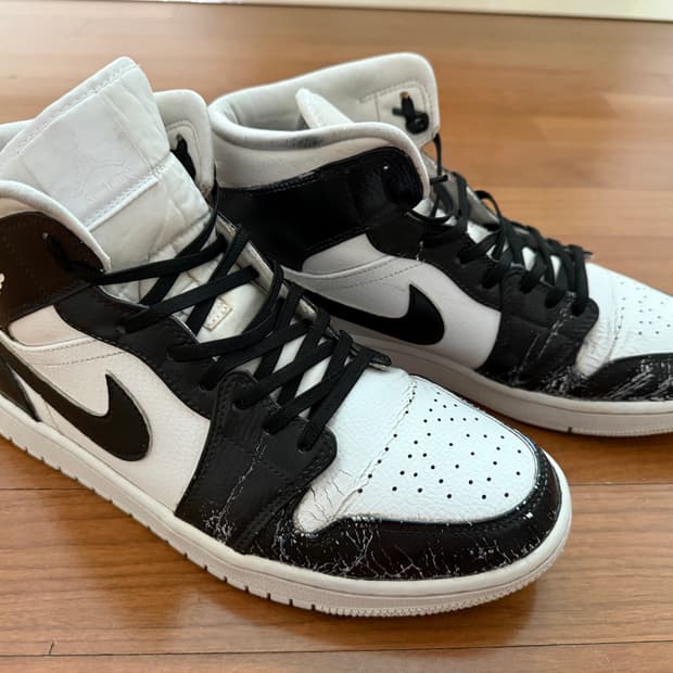 나이키 조던1 미드 범고래 커스텀 280사이즈