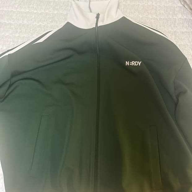 클래식 NY 스웻 트랙 탑 그린