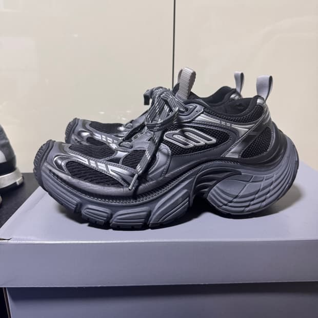 발렌시아가 6xl 43 블랙 백화점판