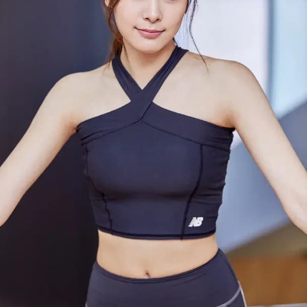 [[여성 S(85), A급]@ 뉴발란스(NB) 홀더형 크롭탑