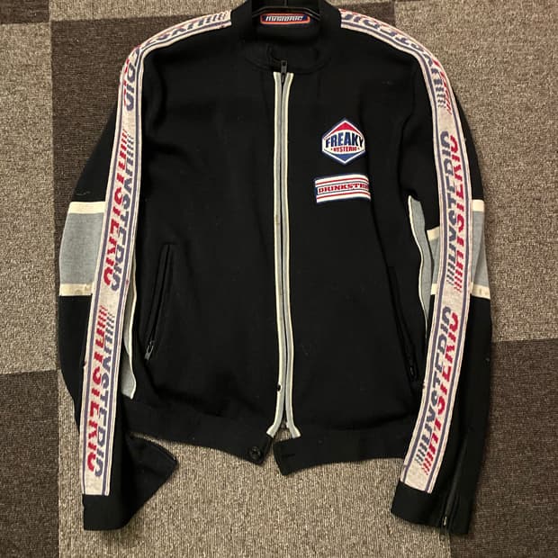 히스테릭 글래머 니트 집업 