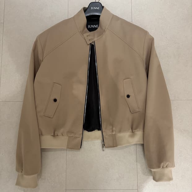 준느 J38 베이지 바라쿠타 