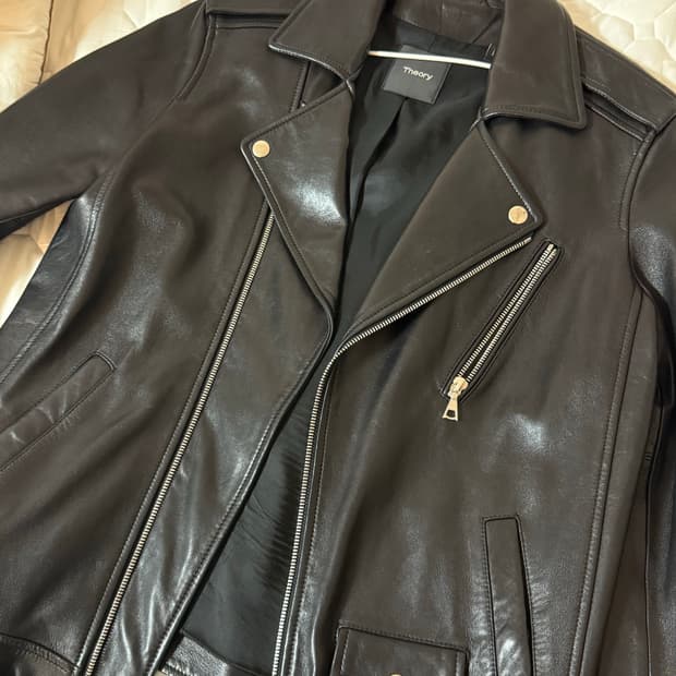 띠어리 레더 자켓