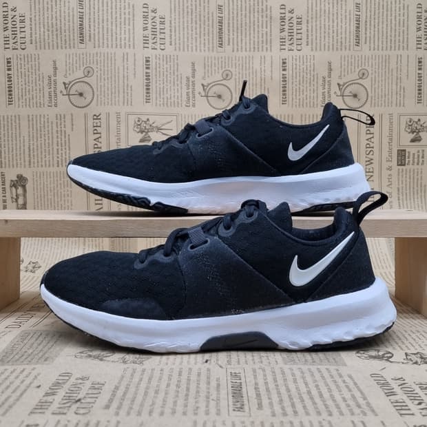 나이키 시티트레이너 여성운동화245