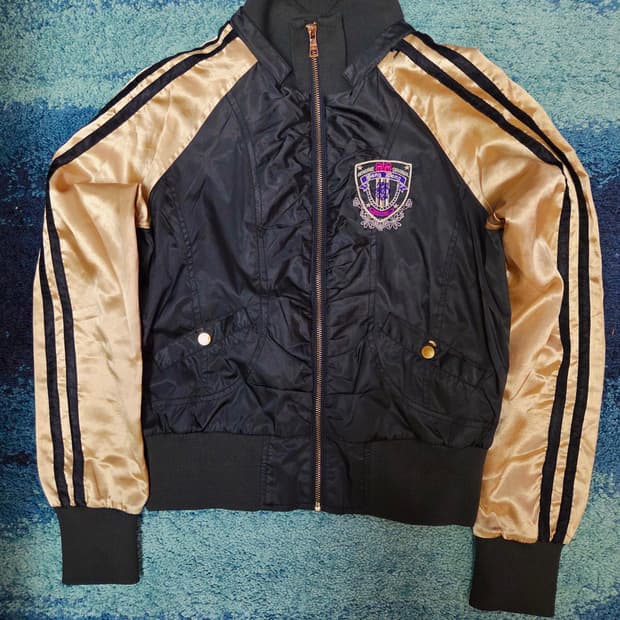 (택포)Bang Bang 뱅뱅 y2k 2스트립 후드 자켓