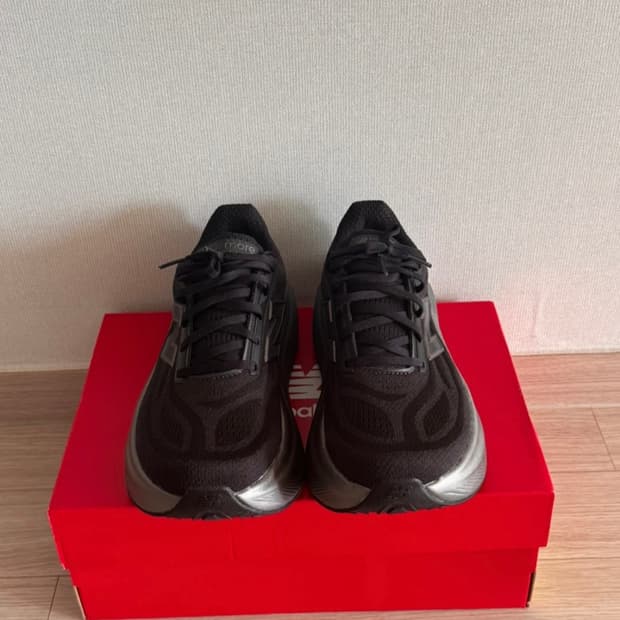 [260]뉴발란스 프레쉬 폼 모어 v6 새상품