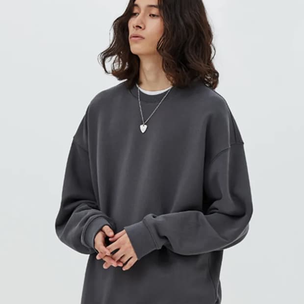 소버먼트 950g 솔리드 맨투맨 L (새상품급)