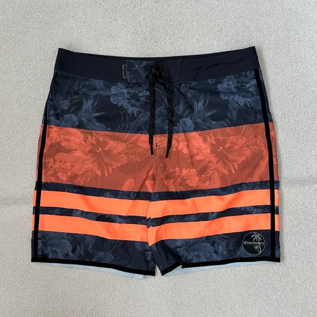 디스커버리 익스페디션 테크니컬 보드숏