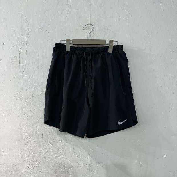 나이키 드라이핏 러닝 반바지 XL