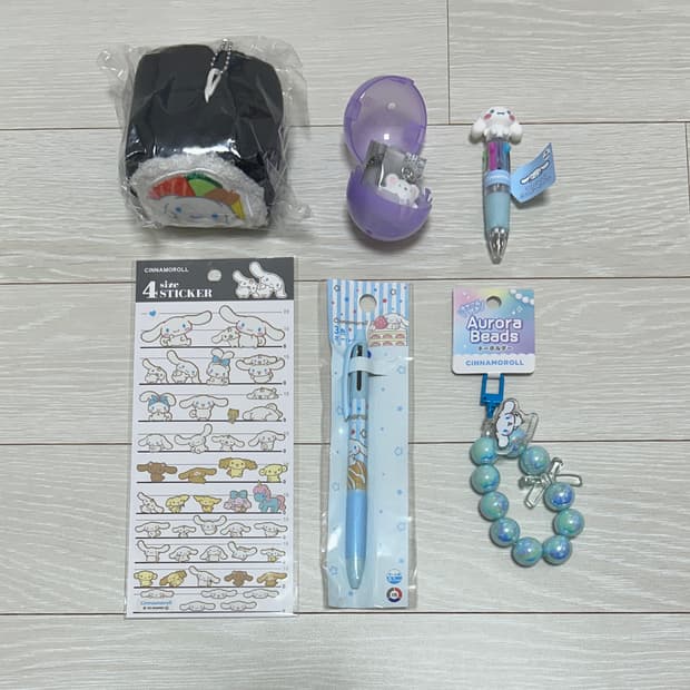 시나모롤 키링류/스노우 메지루시/볼펜/스티커 세트