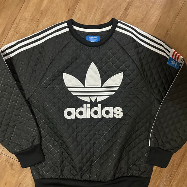 아디다스 퀼팅 트레포일 맨투맨 095 판매