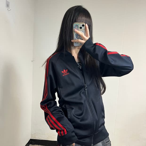 Adidas Black & Red Superstar Jersey