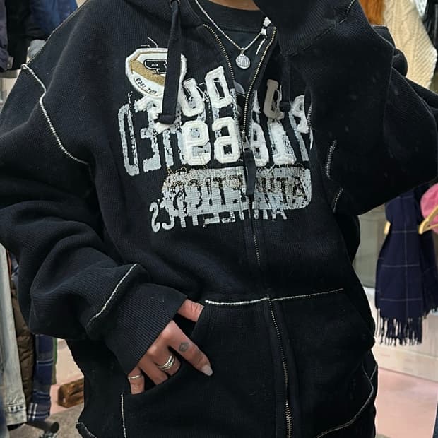 J.America 스티치 자수 와플 쉐르파 후드 집업L