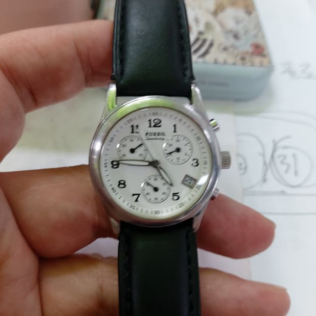 FOSSIL 남성용 일반 시계 판매합니다.