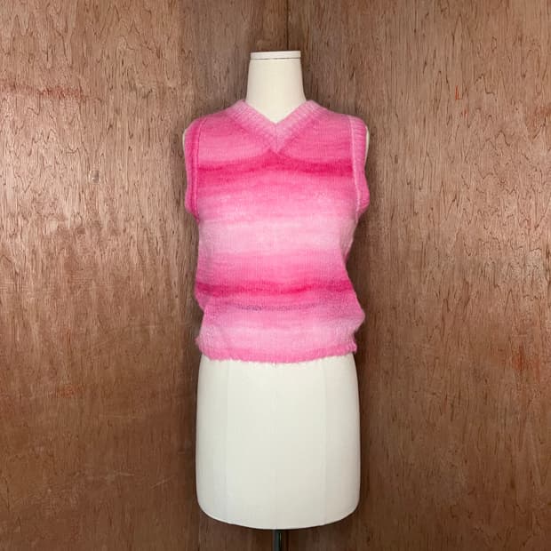 팔로마 울 핑크 그라데이션 모헤어 니트 베스트