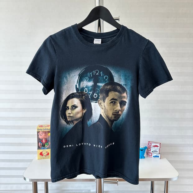 Demi Lovato x Nick Jonas 투어 반팔