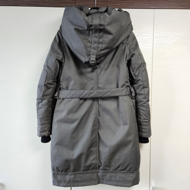 노비스 아스트리드 S 오리털 패딩 여성 카키색상