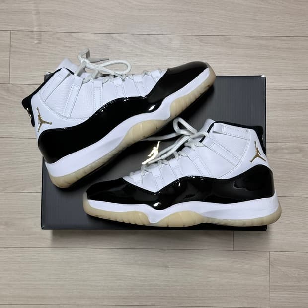 조던 11 그래티튜드 260