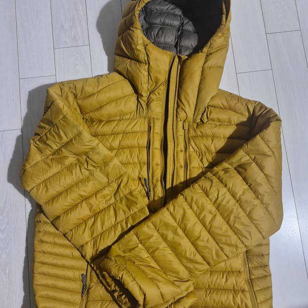 경량 후드 패딩 점퍼 105