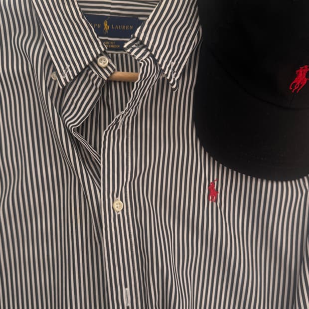 폴로 랄프로렌(Polo Ralph Lauren)의 스트라이프 셔츠